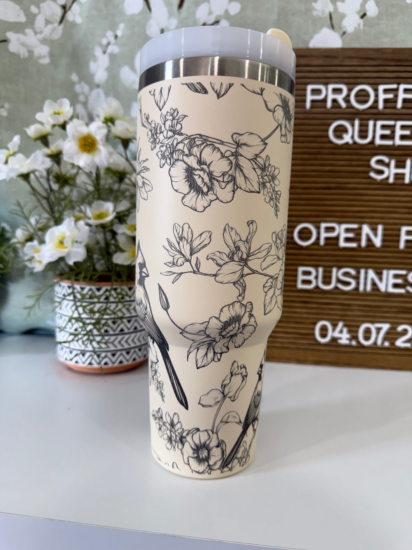 BLEMISHED LASER ENGRAVED 40 OZ TUMBLER CREAM CARDINAL #12