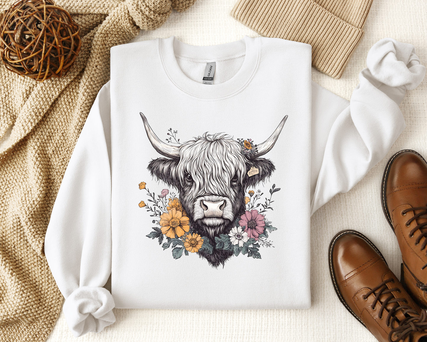 HIGHLAND FLORAL COW CREW