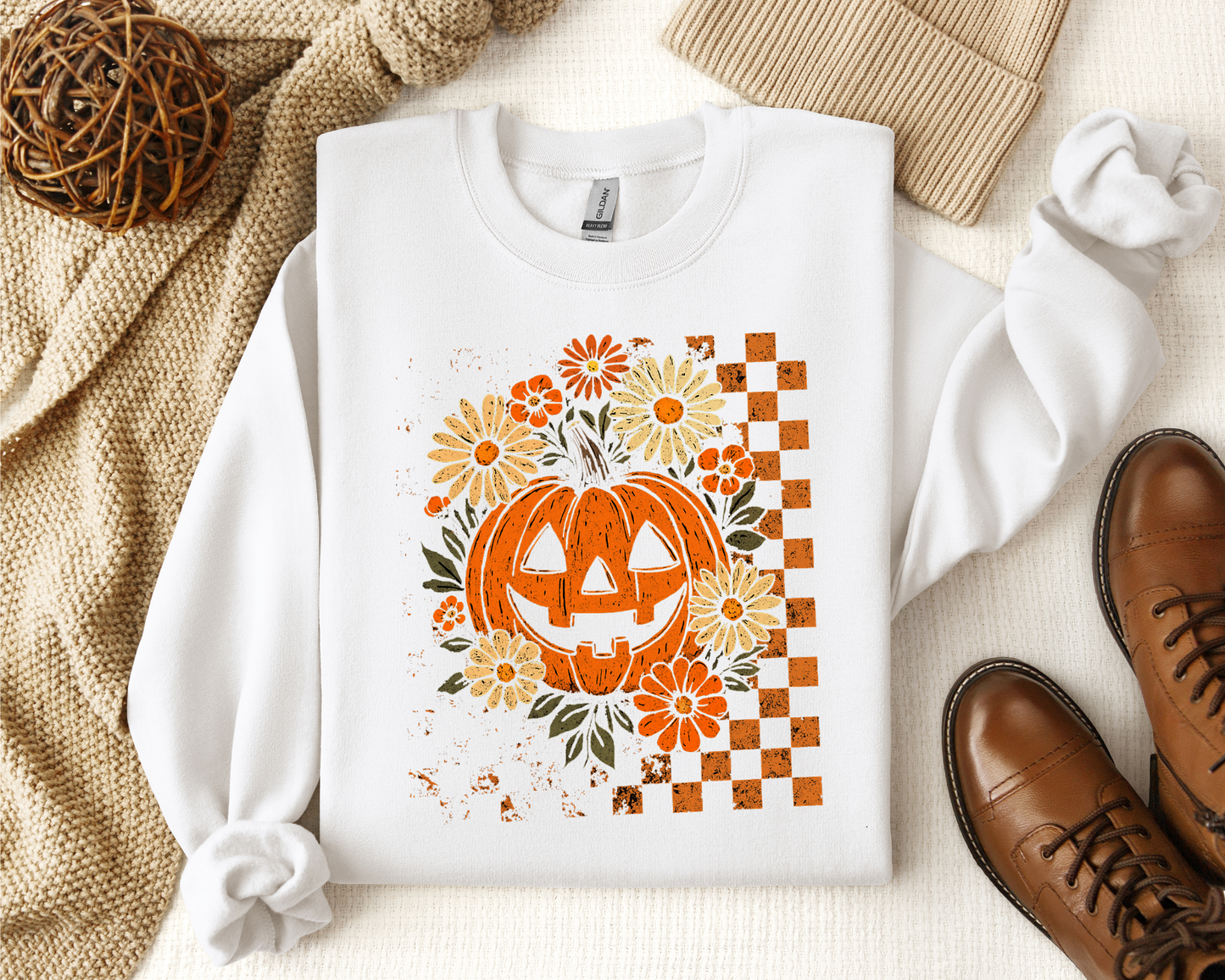 RETRO CHECKERED FLORAL PUMPKIN CREW