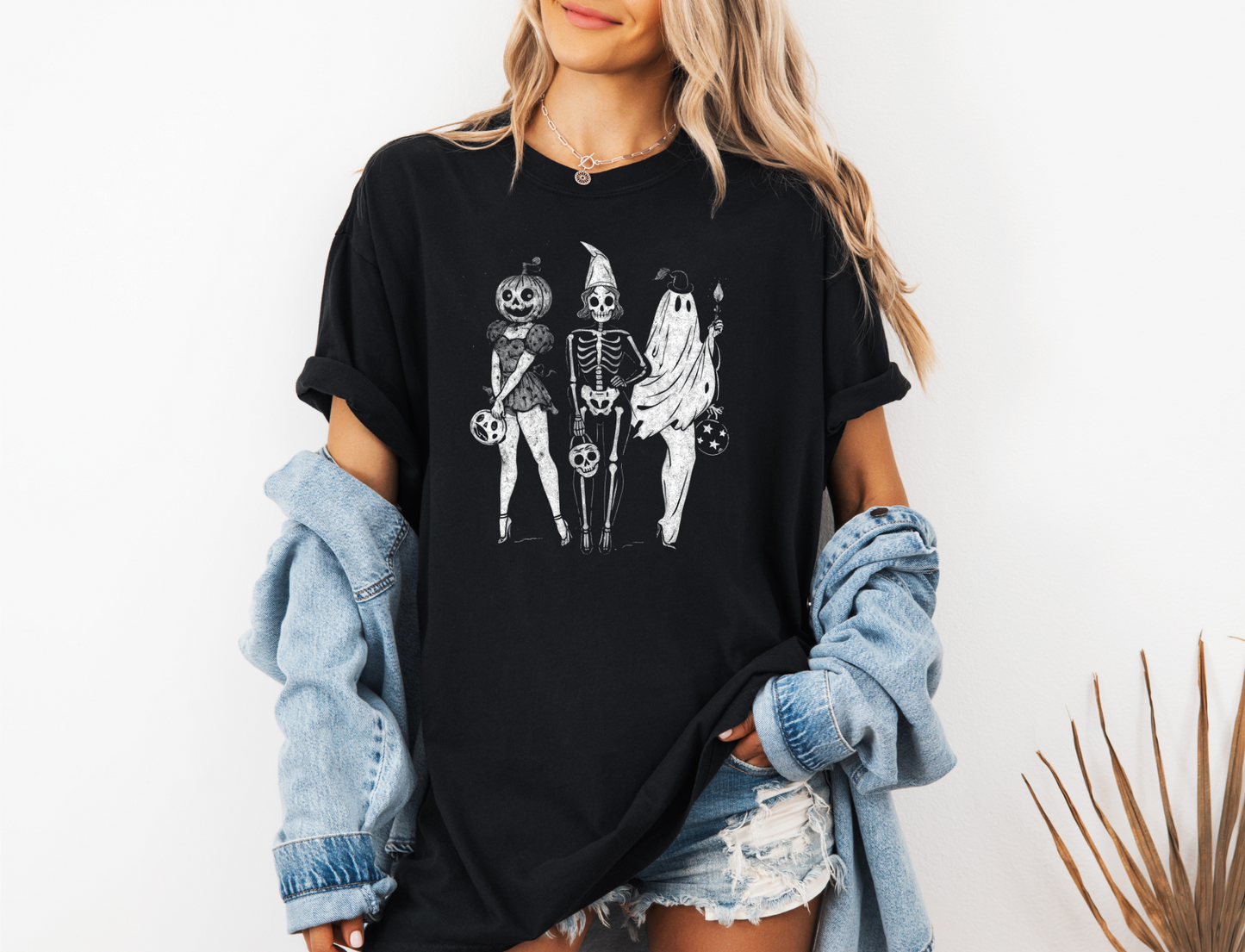 SPOOKY GIRL SQUAD CC SHIRT