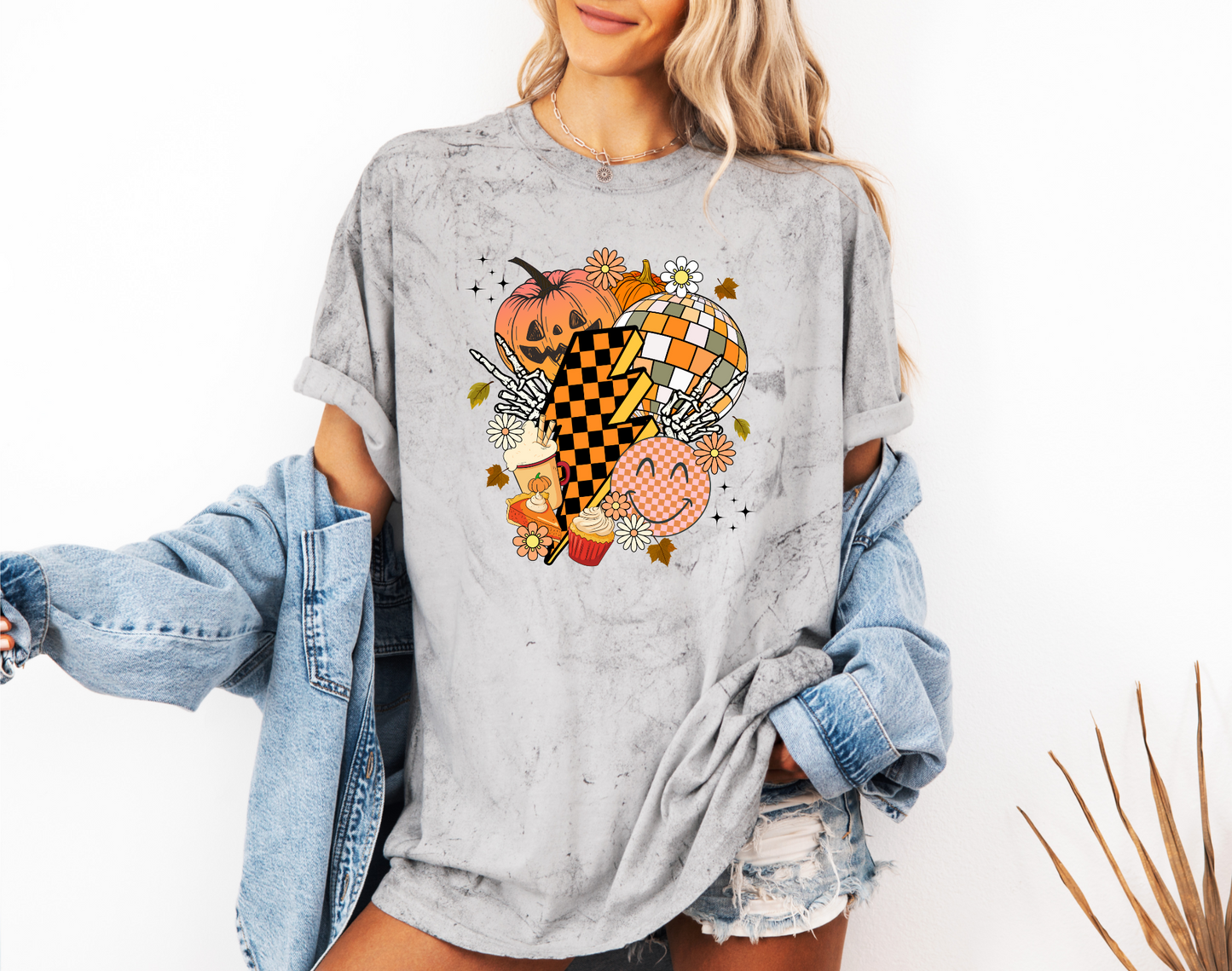 *NEW* FALL RETRO SMILEY CC SHIRT