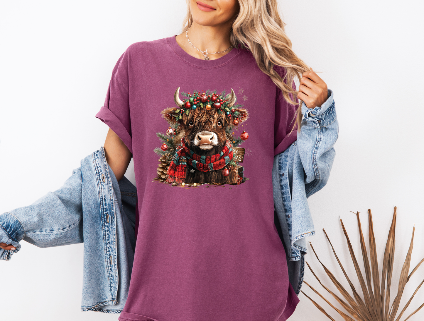 *NEW* CHRISTMAS HIGHLAND COW CC SHIRT