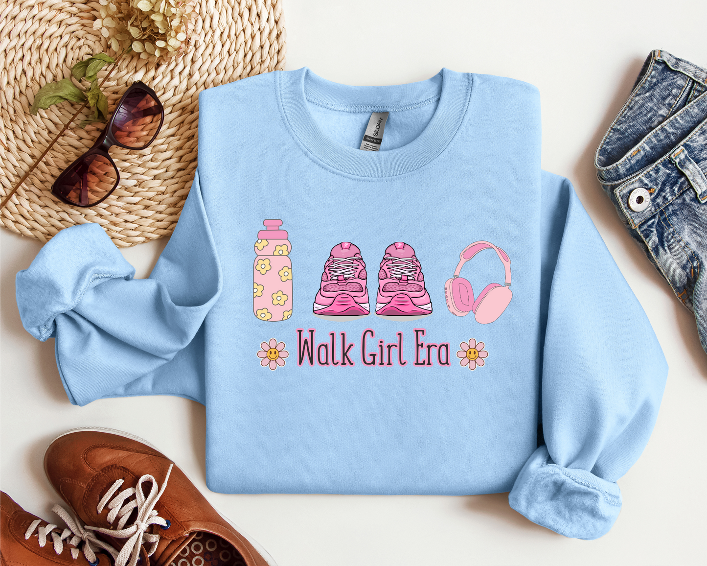 WALK GIRL ERA CREW