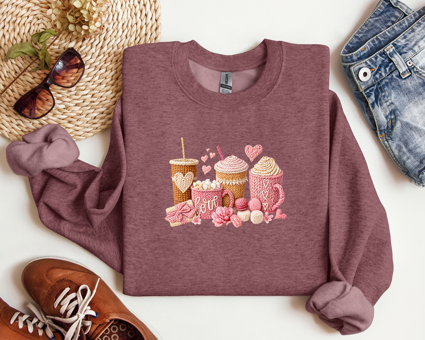 YARN VALENTINE COFFEE CUP CREW