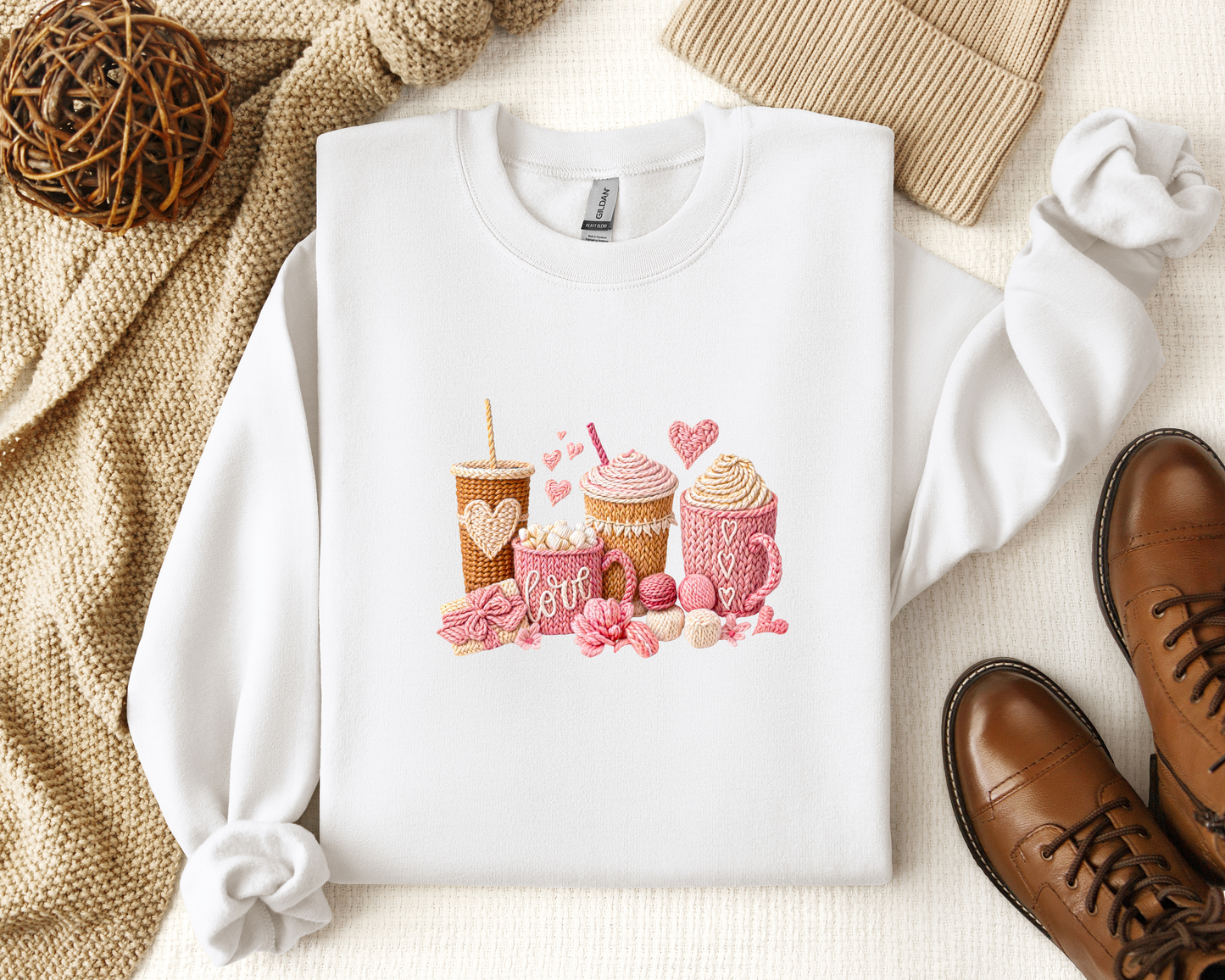 YARN VALENTINE COFFEE CUP CREW