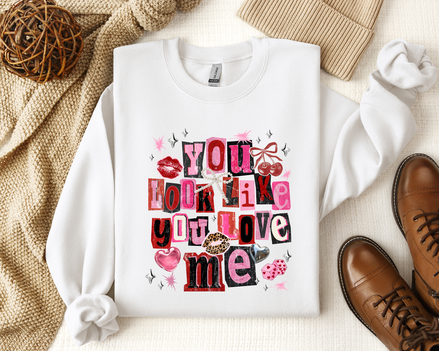 YOU LOOK LIKE YOU LOVE ME CREW