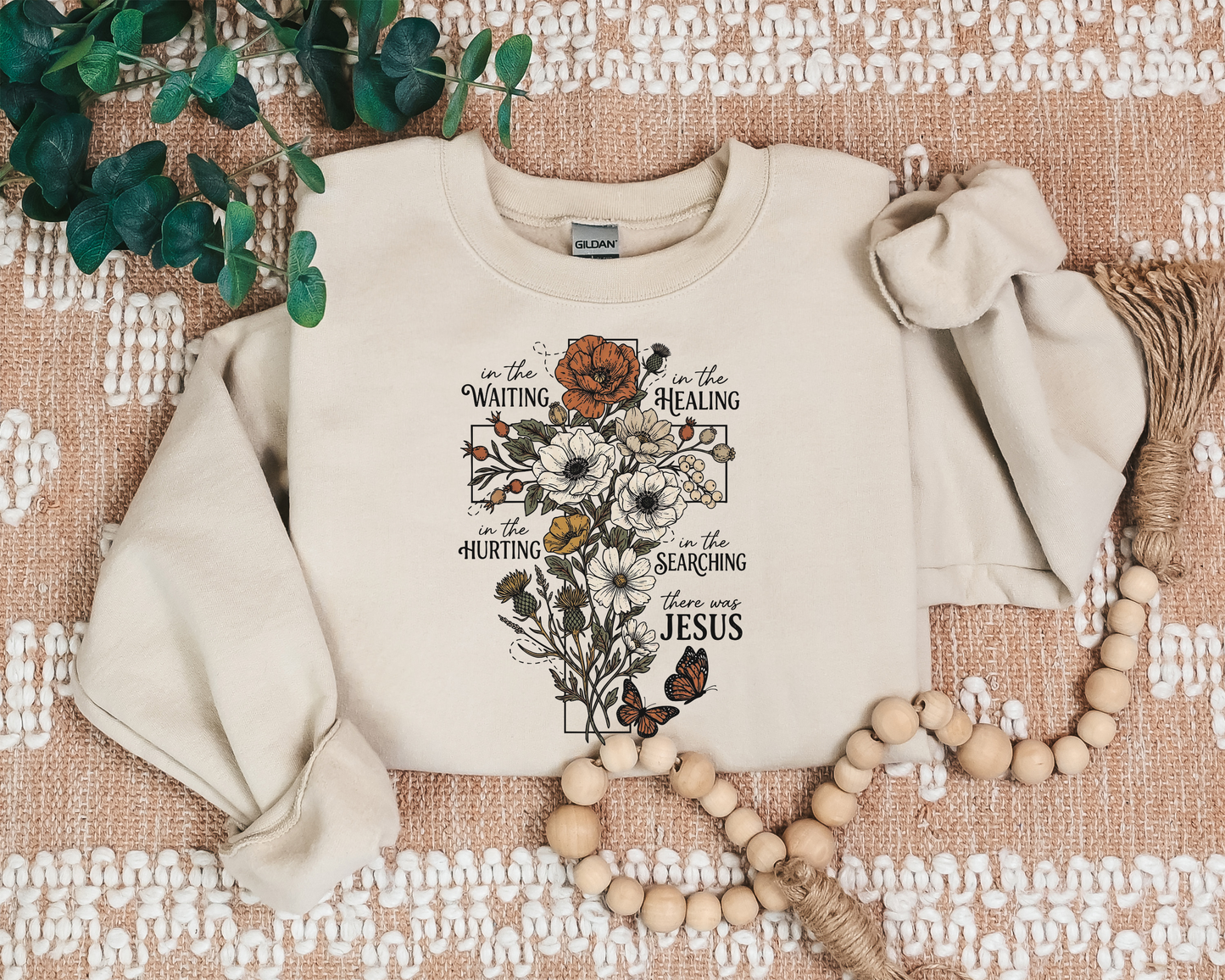 FLORAL CROSS CREW