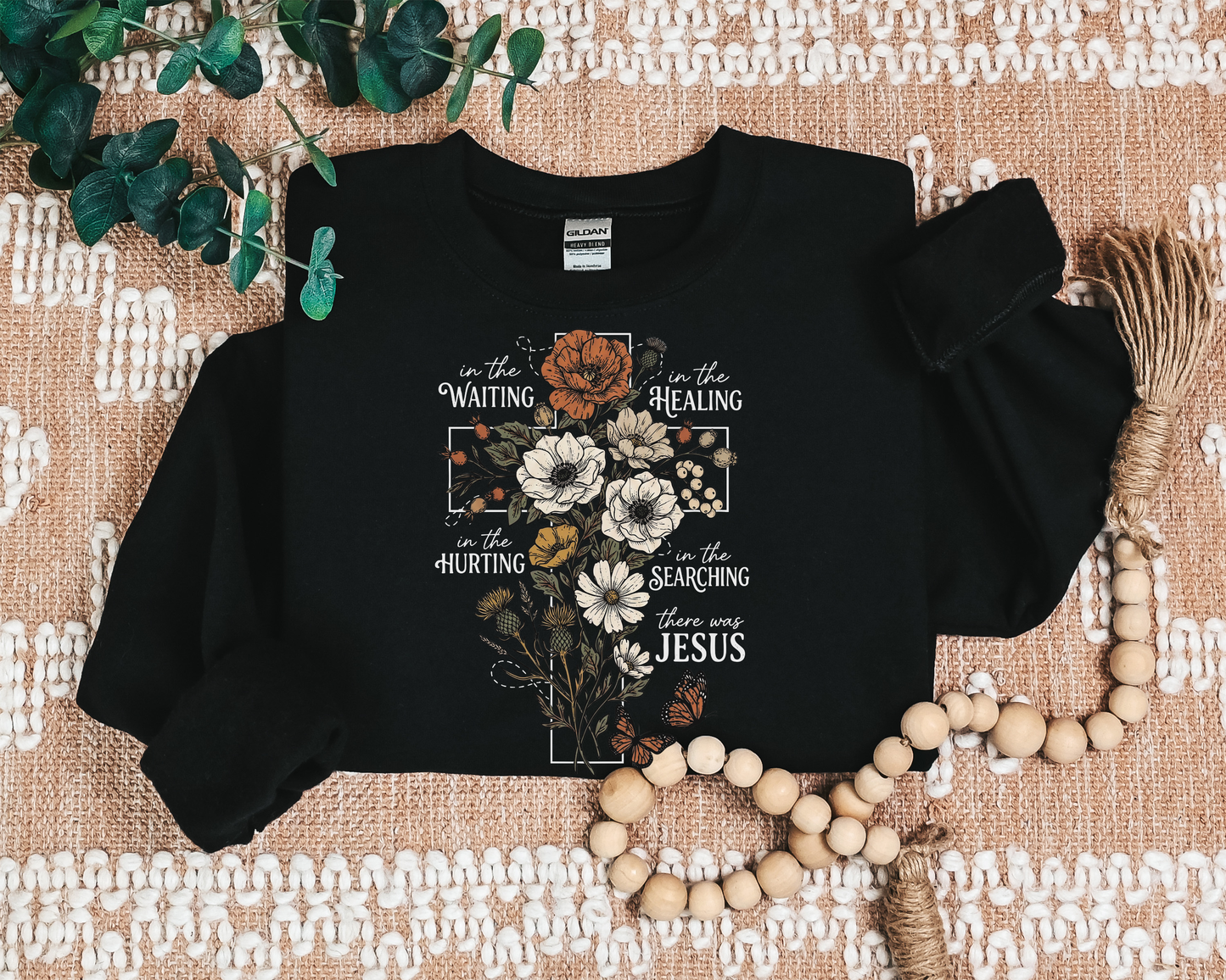 FLORAL CROSS CREW