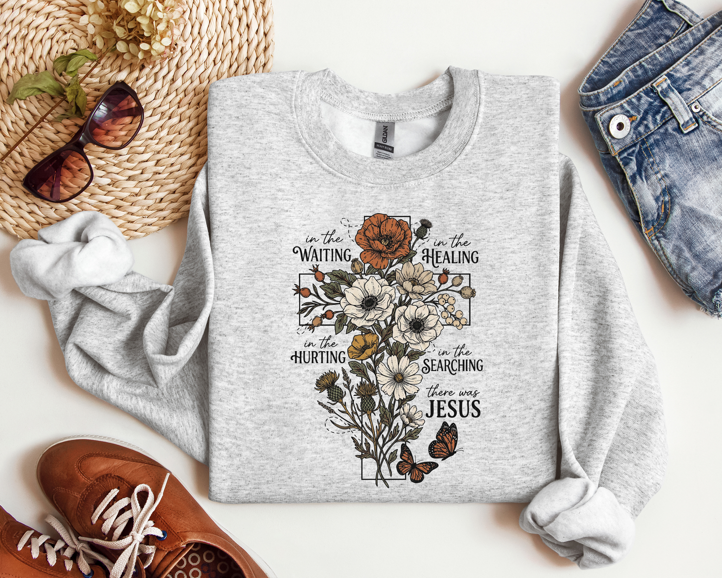 FLORAL CROSS CREW