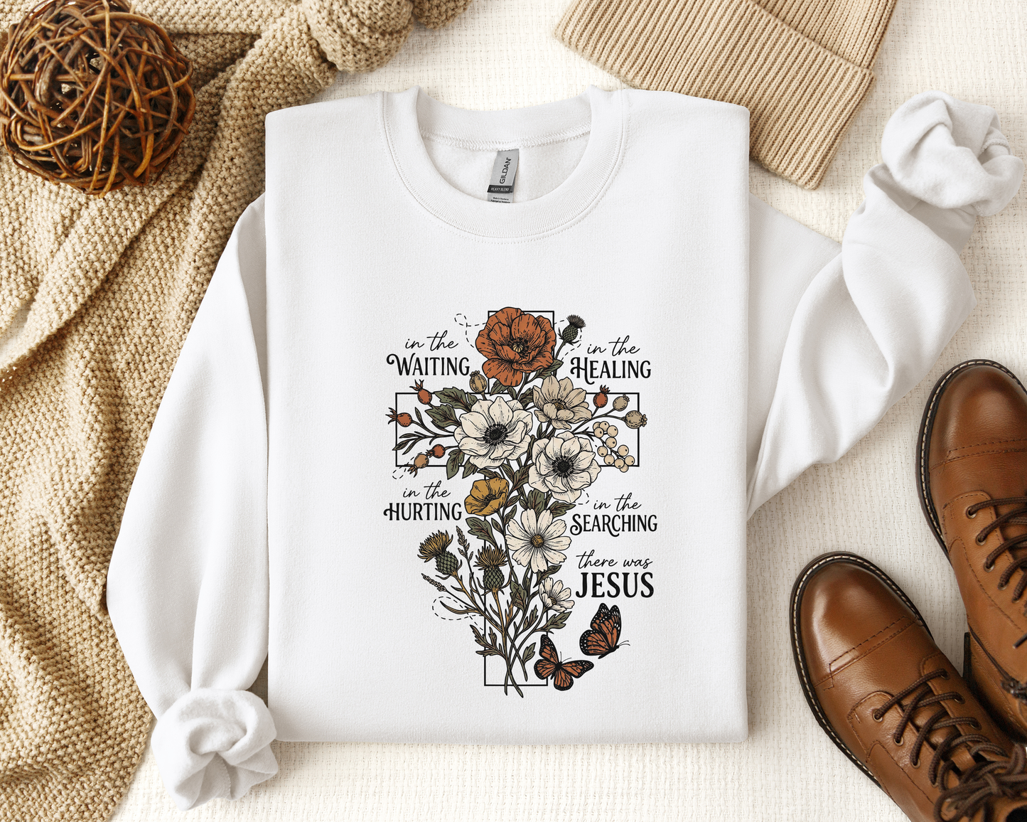 FLORAL CROSS CREW