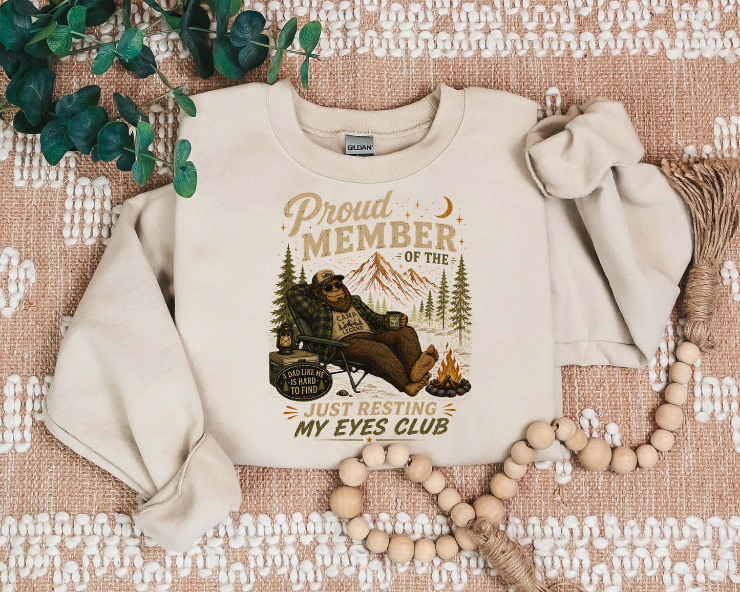 RETRO BIGFOOT DAD CREW