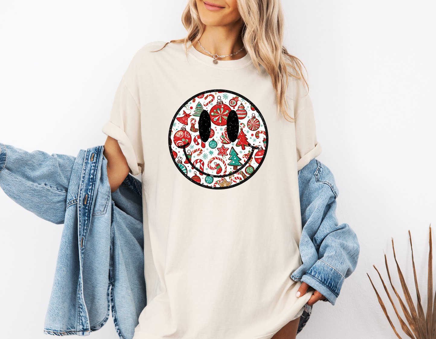 *NEW* RETRO CHIRSTMAS SMILE CC SHIRT