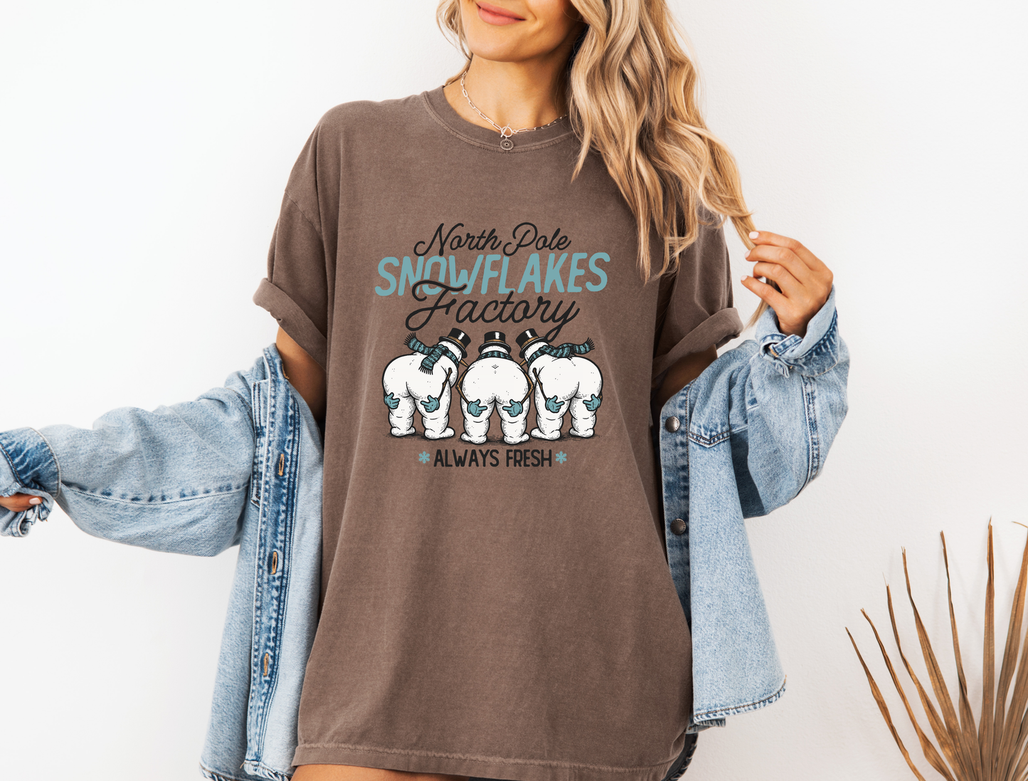 *NEW* NORTH POLE SNOWFLAKES FACTORY CC SHIRT