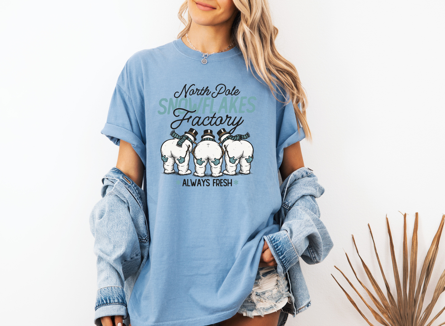 *NEW* NORTH POLE SNOWFLAKES FACTORY CC SHIRT