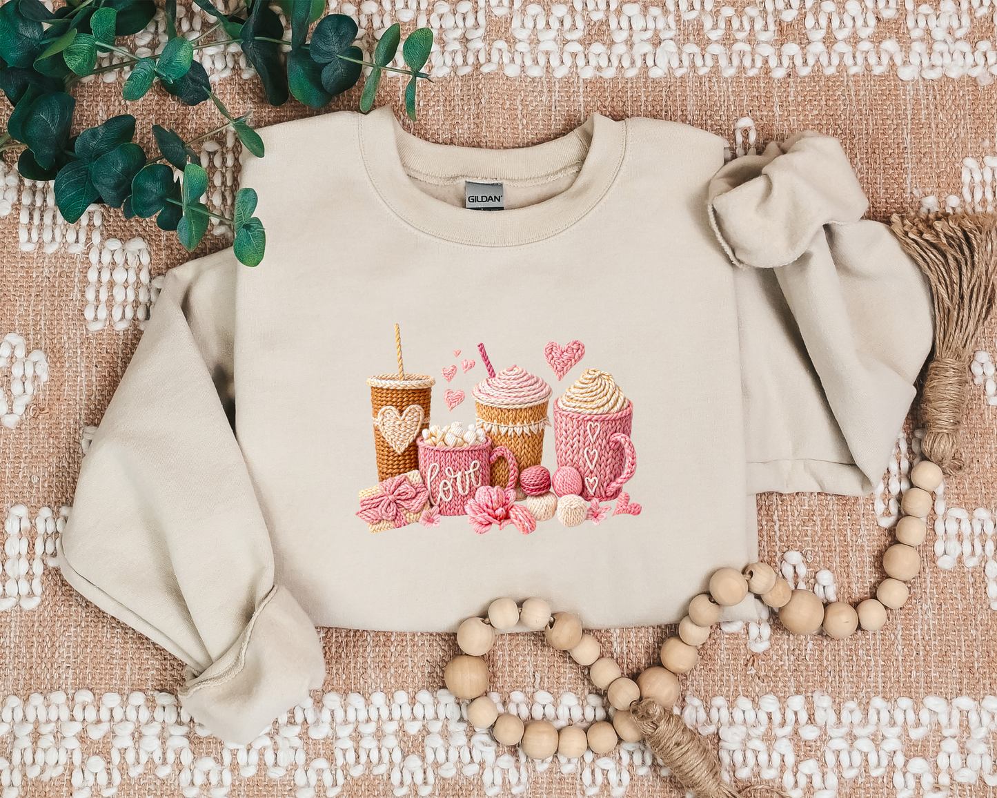 YARN VALENTINE COFFEE CUP CREW